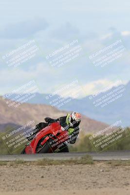 media/Nov-16-2025-Race Pace (Sun) [[8c5fa54630]]/Non Verified Riders (1st 20 Minutes)/7-Turn 9 Entry (210pm)/